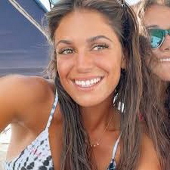 Sira Martinez Biography